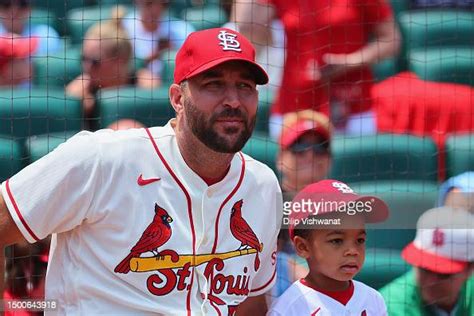 Adam Wainwright Of The St Louis Cardinals With His Son Caleb News Photo Getty Images