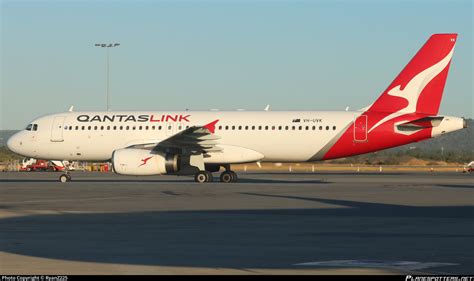 Vh Uvk Qantaslink Airbus A320 232 Photo By Zhangeraviation Id 1400907