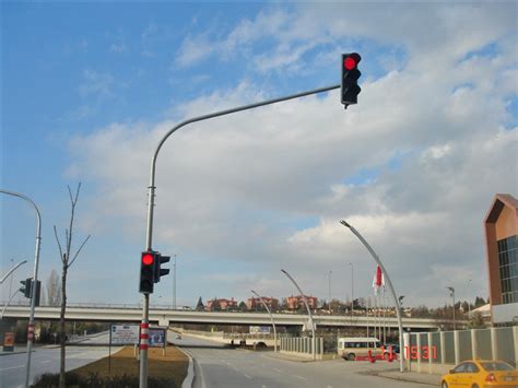 Traffic Signal Mast Arm Pole Lighting Equipment Sales