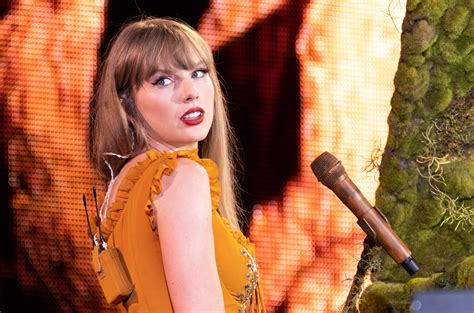 13 Best Moments From Taylor Swifts April 29 Atlanta Eras Concert