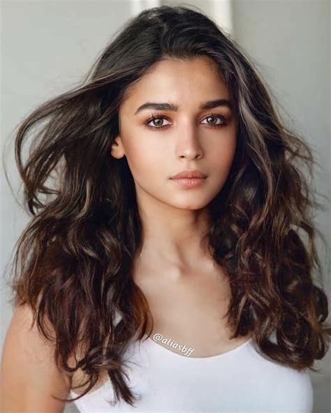 Pin by the photoholic on alia bhatt | Long hair styles, Beauty, Hair