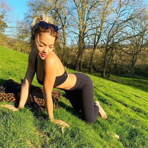 Rita Ora And Her Tiny Bikini For A Perfect Tan Photos The Fappening