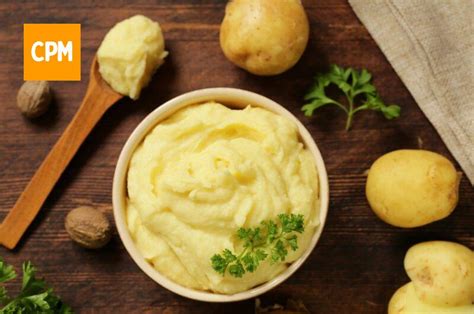 Receita de purê de batata Cremoso leve e irresistível