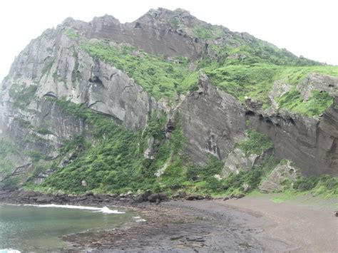 WHERE in the WORLD is LUISA?: Jeju Island, South Korea