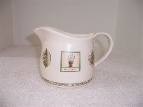 Triple A Resale Pfaltzgraff Naturewood Oz Gravy Boat