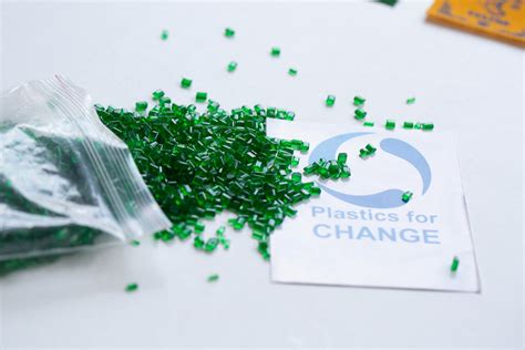 Recycled Plastic: A Sustainable Solution to the Global Waste Crisis ...