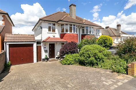 3 Bed Semi Detached House For Sale In Elm Park Gardens South Croydon