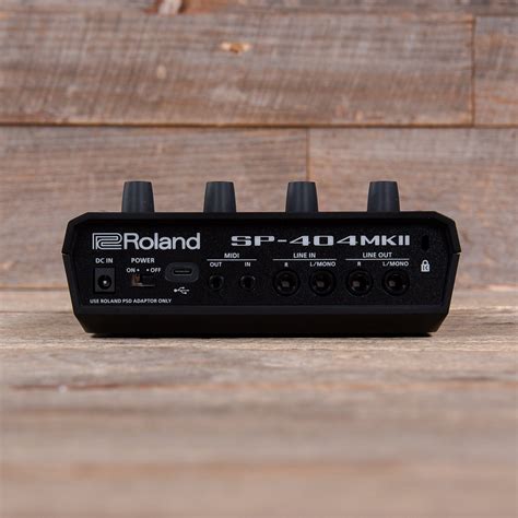 Roland SP-404MK2 Creative Sampler and Effector – Chicago Music Exchange
