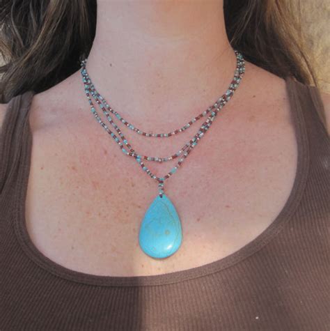 Turquoise Teardrop Pendant Beaded Necklace On Luulla