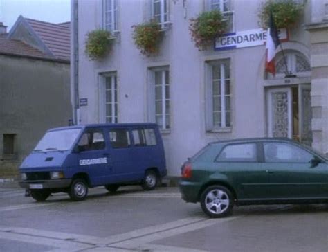 IMCDb org 1984 Renault Trafic Série 1 in Cuisine américaine 1998