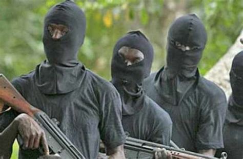 E/R: Armed robbers attack gas station in Koforidua; bolt with over ¢ ...