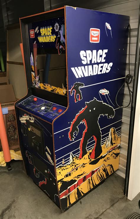 Vintage Space Invaders Arcade Game – Working Great | Worthington ...