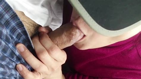 年の差カップル 車中でたまらずフェラごっくん Free Sex Video RedTube