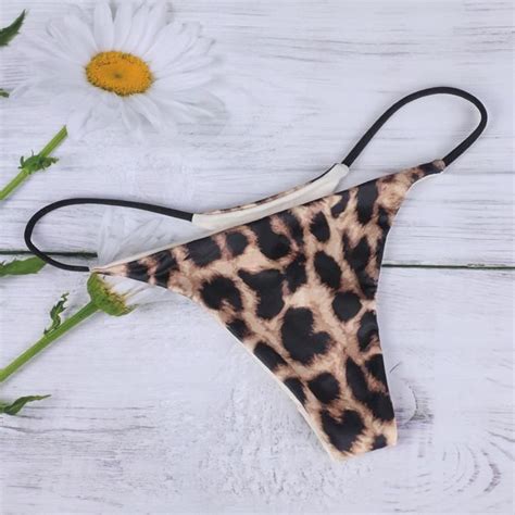 Lingerie Sexy Femme String Mince Bikini Taille Basse Sous Vêtements en Forme de T n952Soutien