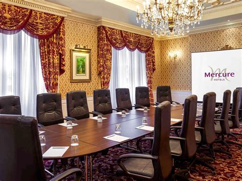 Discover why staying at Hotel Mercure Exeter Rougemont is unique 6