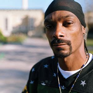 Snoop Dogg dead 2025 : Rapper killed by celebrity death hoax - Mediamass