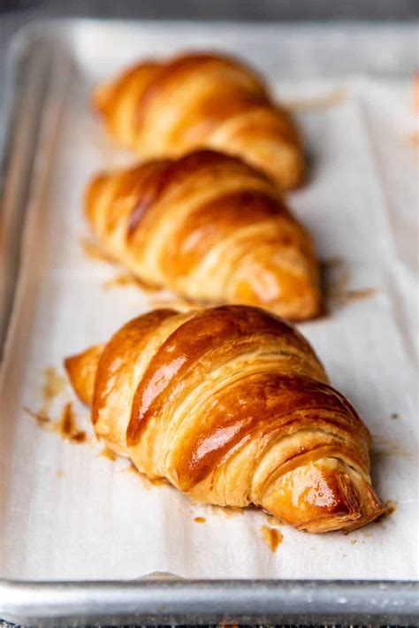 Homemade French Croissants Step By Step Recipe The Flavor Bender