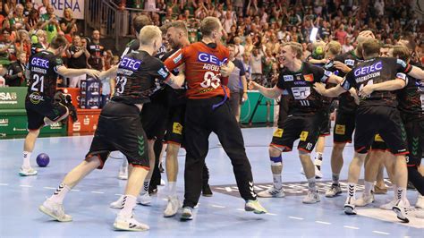 Handball SC Magdeburg Macht Meisterschaft Perfekt Kicker