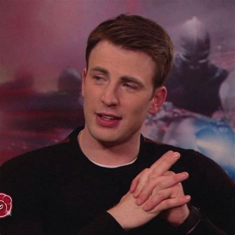 Chris Evans Fans On Instagram “am I The Only One Who Thinks He Has Beautiful Hands 🤩 ¦¦ Please