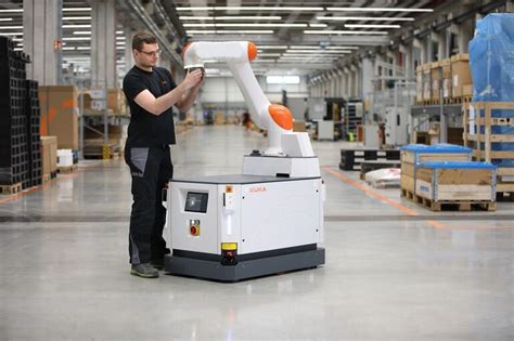 Kuka Erweitert Mobile Robotik Mit Kmr Iisy Und Kmp P