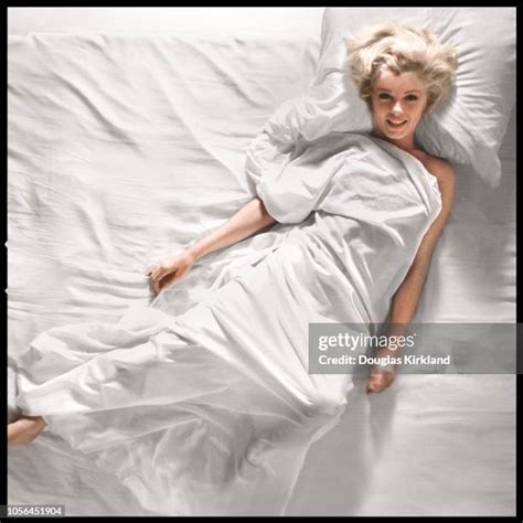 121 Marilyn Monroe Bed Stock Photos High Res Pictures And Images