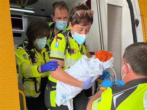 La Policía Nacional Busca A Los Padres Del Bebé Abandonado En Aluche