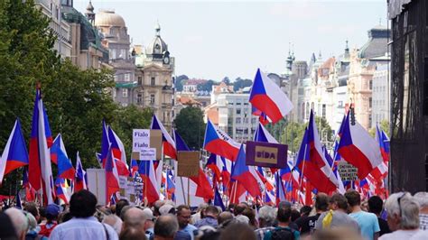 Galerie Demonstrace v Praze na Václavském náměstí Policie znovu