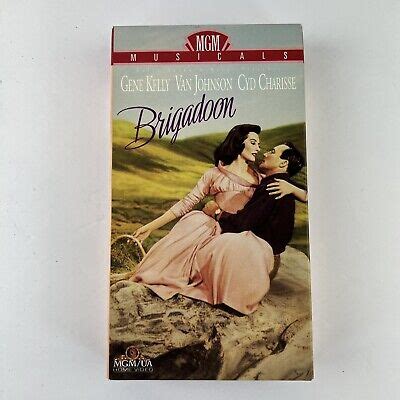 Brigadoon Vhs Gene Kelly Van Johnson Cyd Charisse Ebay