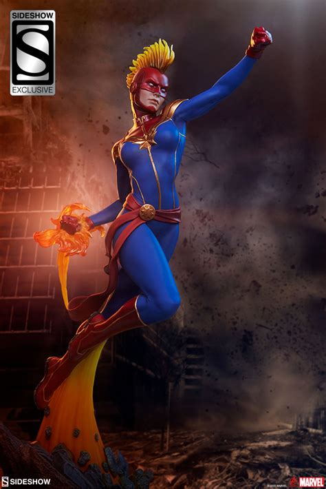 Marvel Comics Captain Marvel Statue By Sideshow Collectibles The