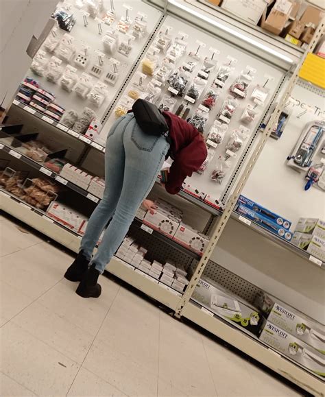 College Girl With A Nice Ass Bending Over In Jeans Oc Tight Jeans