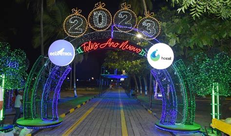 Se encienden las luces navideñas del Muelle Turístico de Riohacha La