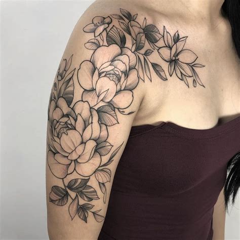 Tatuagem De Flor No Ombro Inspira Es Para Se Apaixonar Tatuagem