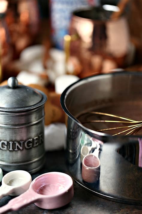 Gingerbread Hot Chocolate Recipe