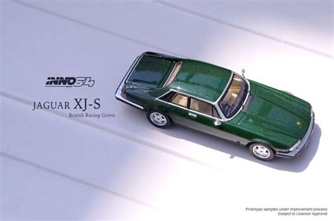 INNO Models 1 64 Jaguar XJ S British Racing Green AXELLWORKS HOBBYTOWN