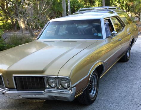 1970 Oldsmobile Vista Cruiser 3 Seat Station Wagon Low Miles Southern