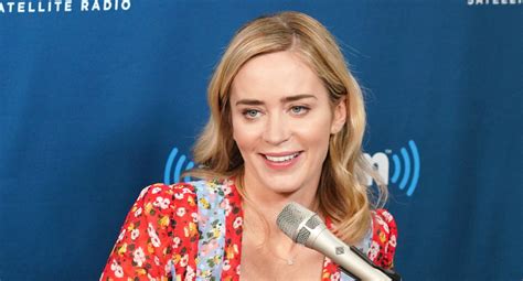 Emily Blunt Explains Why Julie Andrews Is Not In Mary Poppins Returns