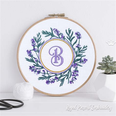 Hoop Art Embroidery| Royal Present Embroidery