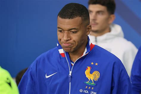 Football En rangs serrés derrière Mbappé malgré son absence en équipe