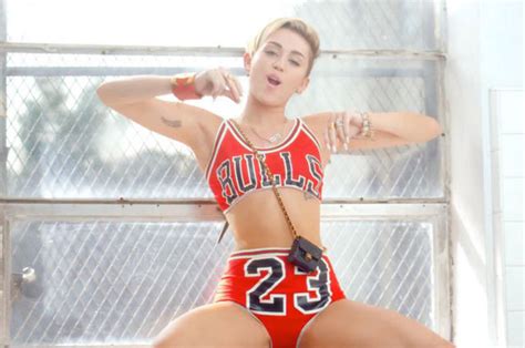 Hard Twerk For Miley Cyrus Daily Star