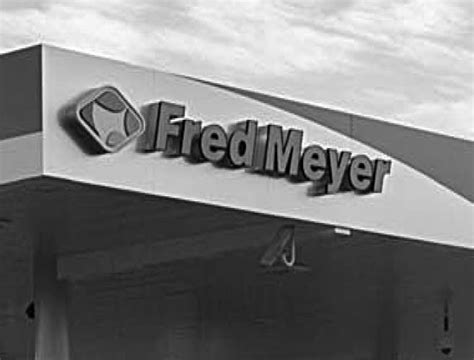 Fred Meyer opens new Shelton Fuel Station - Los Angeles Design ...