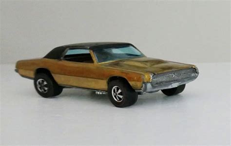 Hot Wheels Custom T Bird