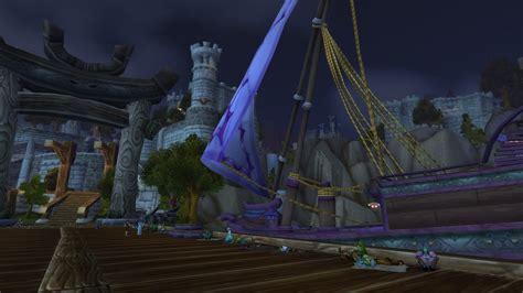 Night Elves In The Port Of Stormwind