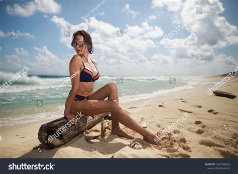 Caucasian Beautiful Girl Bikini Sunglasses Hat Stock Photo Shutterstock
