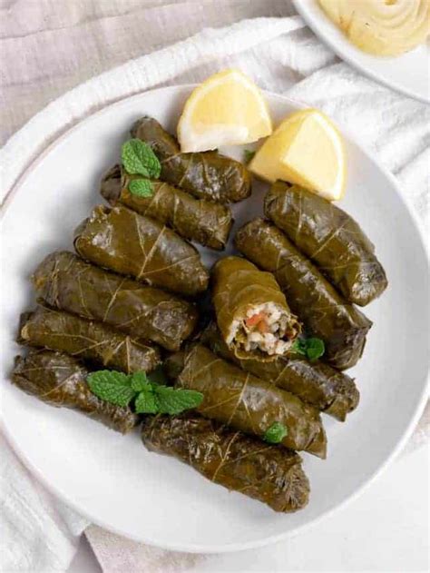 Delicious Warak Enab - Lebanese Grape Leaves Without Meat • Plant Based Folk