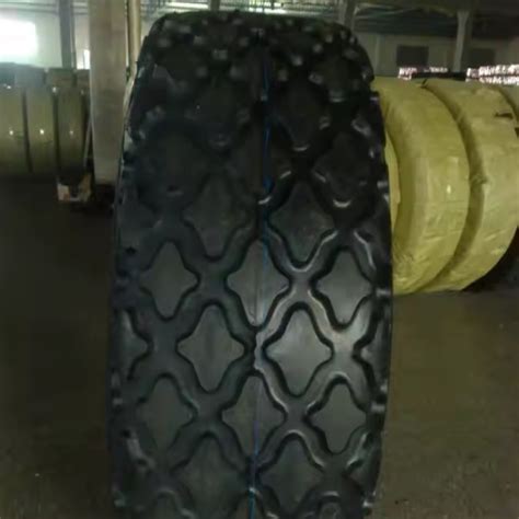 R3 Tires Off The Road Tyre 231x26 Otr Tyres For Roller Compactor R3