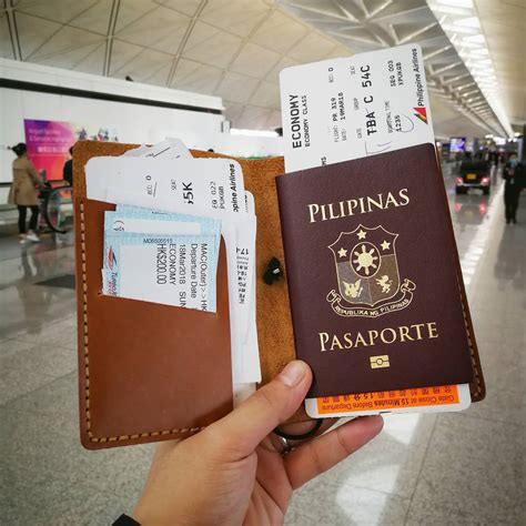 Passport Holder Astrid Leather