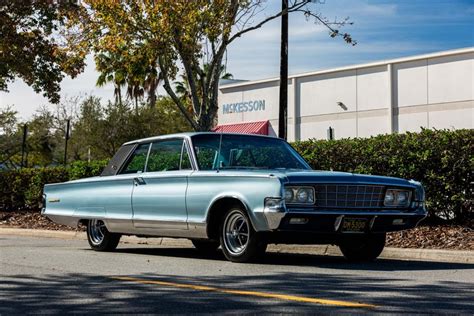 1965 Chrysler New Yorker | Orlando Classic Cars