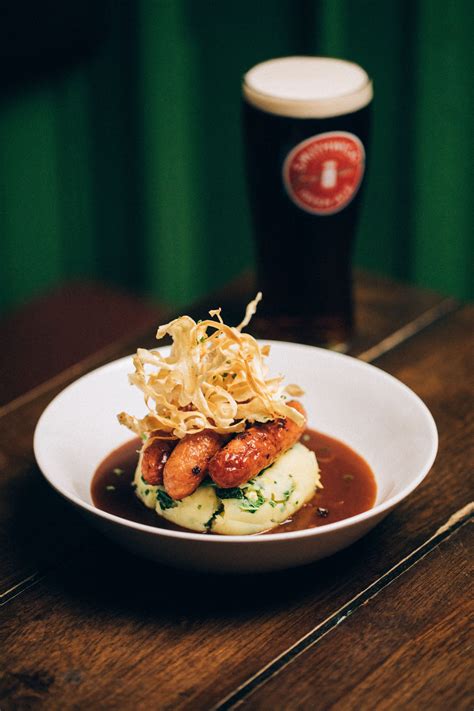 White’s Tavern Upstairs – White's Tavern