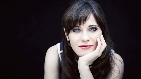 quirky facts  zooey deschanel