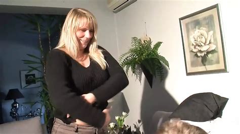 Zralý pár velká prsa blonďatá milf kundička šukání prstění xHamster